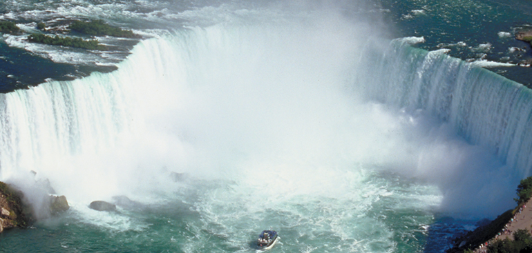 View of Horseshoe Falls and Maid of the Mist